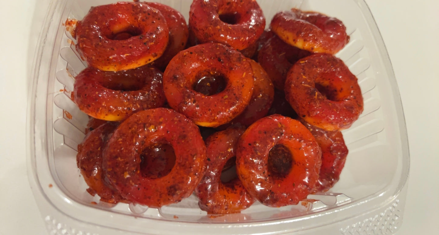 Peach rings enchilados